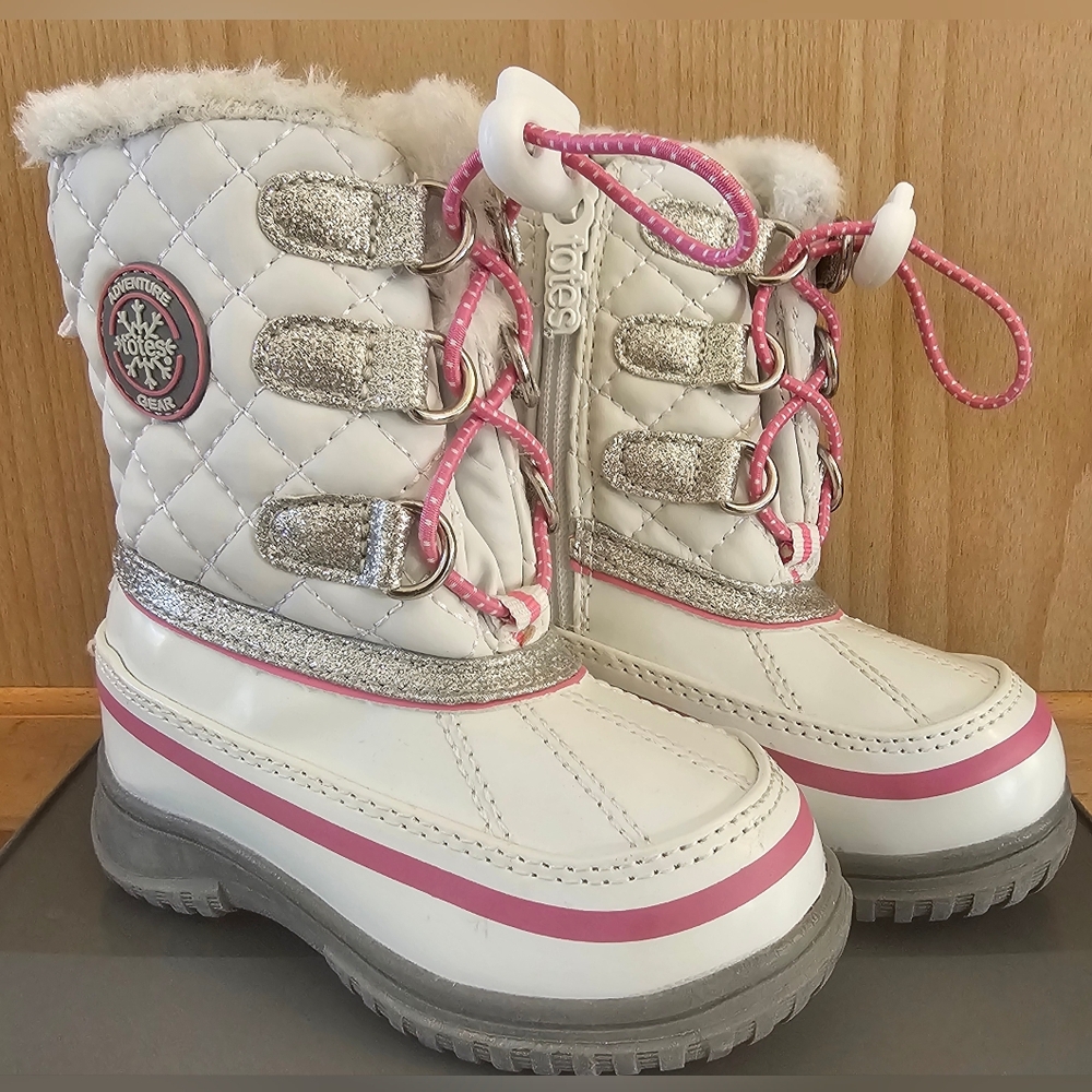 Toddler Girls Snow White Totes Snow Winter Boots Size 6